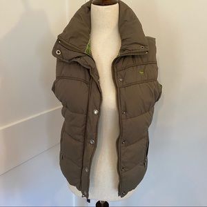 Abercrombie & Fitch puffy vest